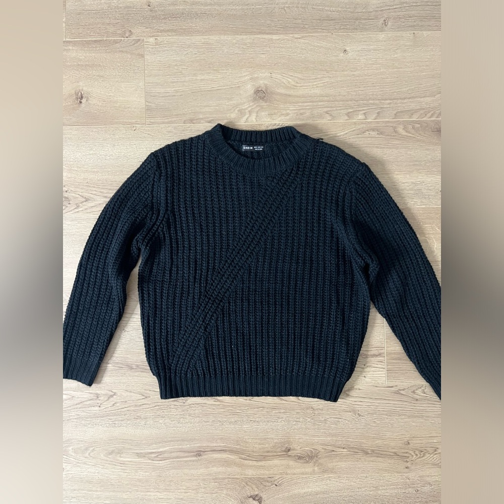 SHEIN Black Chunky Cable Knit Drop Shoulder M